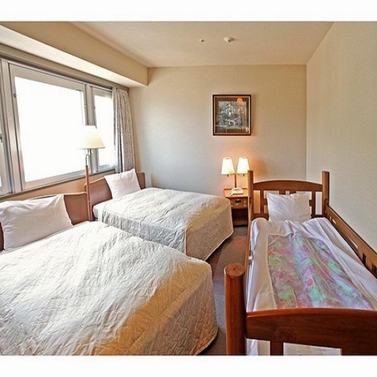 Hotel Crown Hills Takefu Echizen  Экстерьер фото